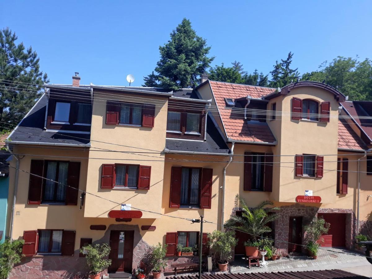 Decsi Vendeghaz Hotel Strigoniu Exterior foto